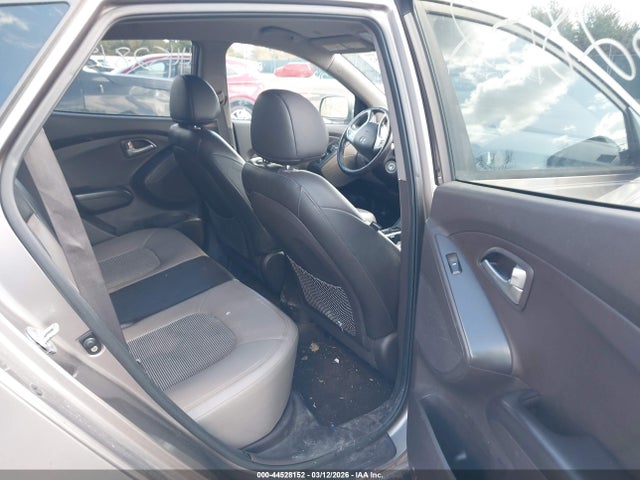 44528152 :رقم المزاد ، KM8JU3AC1BU210925 vin ، 2011 Hyundai Tucson Gls مزاد بيع