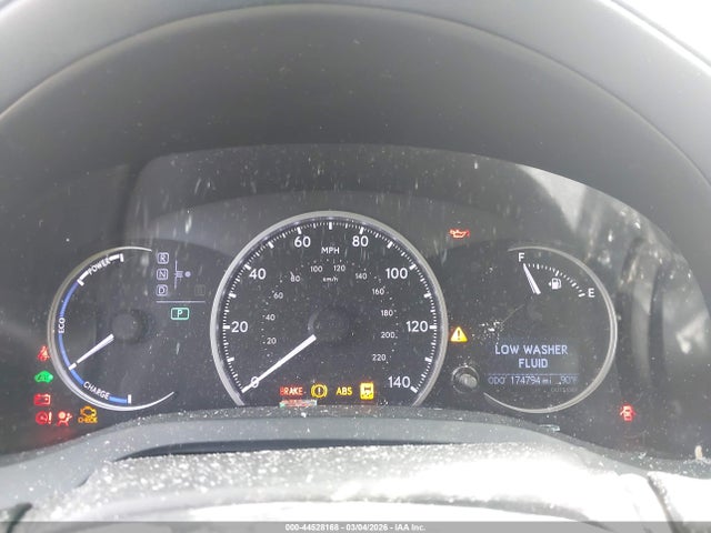 44528168 :رقم المزاد ، JTHKD5BH5B2042781 vin ، 2011 Lexus Ct 200h Premium مزاد بيع
