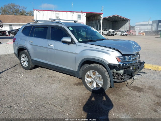 2018 VOLKSWAGEN ATLAS 1V2DR2CAXJC586373