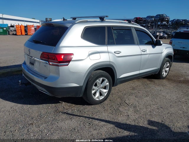 2018 VOLKSWAGEN ATLAS 1V2DR2CAXJC586373 Photo 3