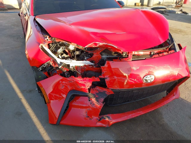 2025 TOYOTA GR86 JF1ZNBB1XS9755431 Photo 5