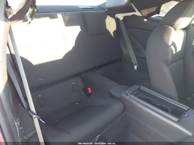 2025 TOYOTA GR86 JF1ZNBB1XS9755431 Photo 7