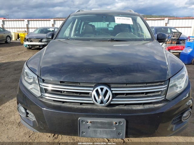 WVGUV7AXXHK016211 Volkswagen Tiguan 2.0t Sport