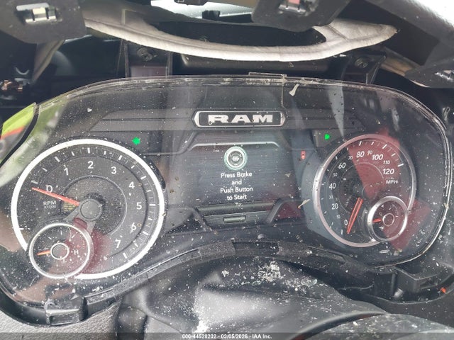 44528202 :رقم المزاد ، 1C6SRFFT1TN220488 vin ، 2026 Ram 1500 Big Horn  4x4 5'7 Box مزاد بيع