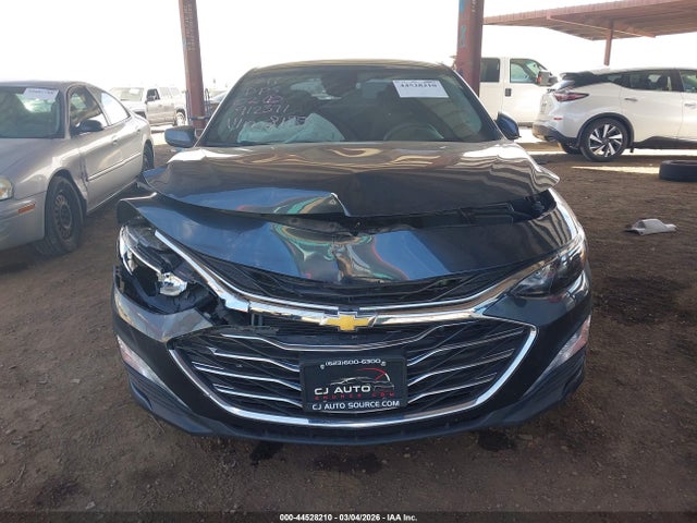 1G1ZD5ST2MF078159 Chevrolet Malibu Fwd Lt