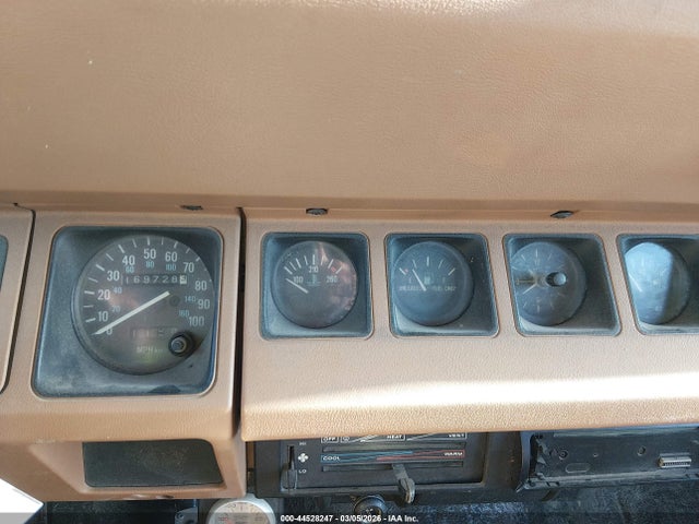 Продажа на аукционе авто 1987 Jeep Wrangler, vin: 2BCHL81J9HB503506, номер лота: 44528247