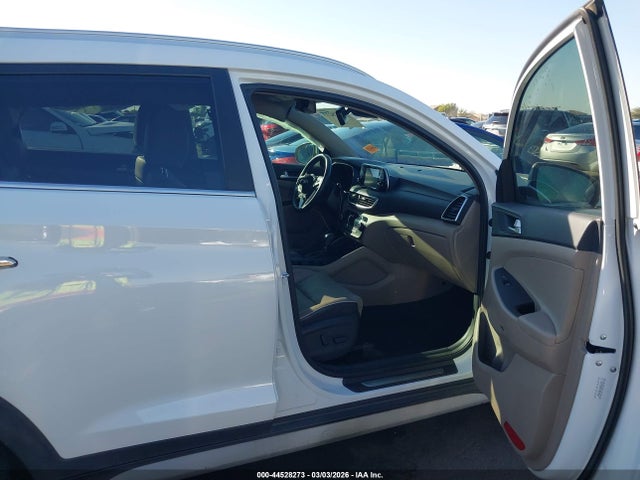 KM8J33ALXMU311547 Hyundai Tucson Limited