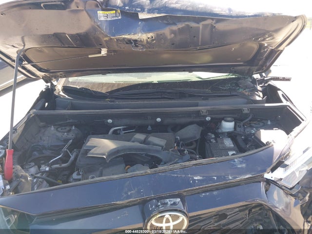 2T3C1RFVXPW269081 Toyota Rav4 Xle Premium