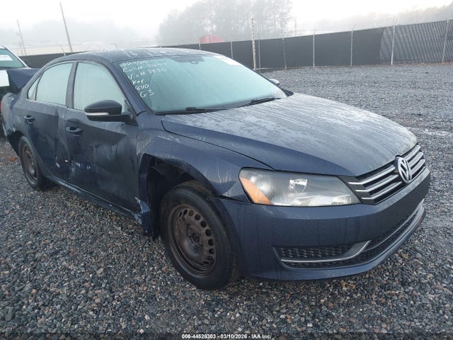 Продажа на аукционе авто 2014 Volkswagen Passat 1.8t S, vin: 1VWAS7A32EC033830, номер лота: 44528303