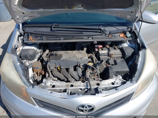 JTDKTUD34ED580851 Toyota Yaris Le (tmc/cbu Plant)
