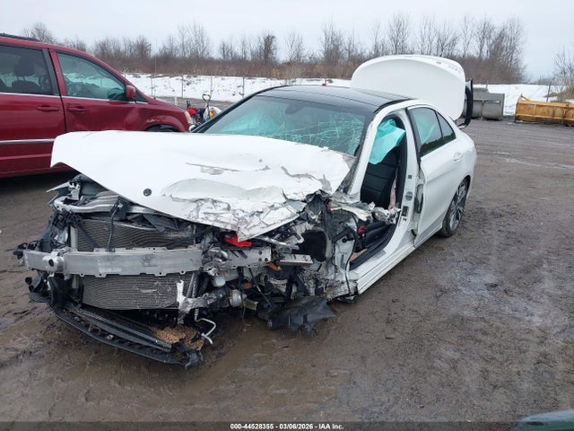 44528355 :رقم المزاد ، 55SWF4JB1JU234861 vin ، 2018 Mercedes-benz C 300 مزاد بيع