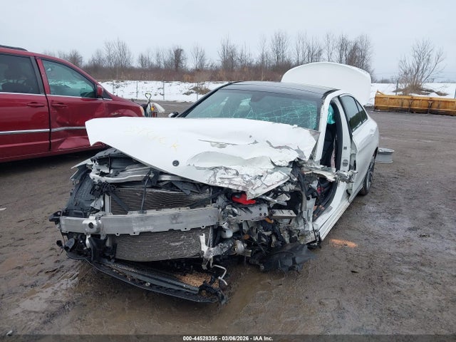 44528355 :رقم المزاد ، 55SWF4JB1JU234861 vin ، 2018 Mercedes-benz C 300 مزاد بيع