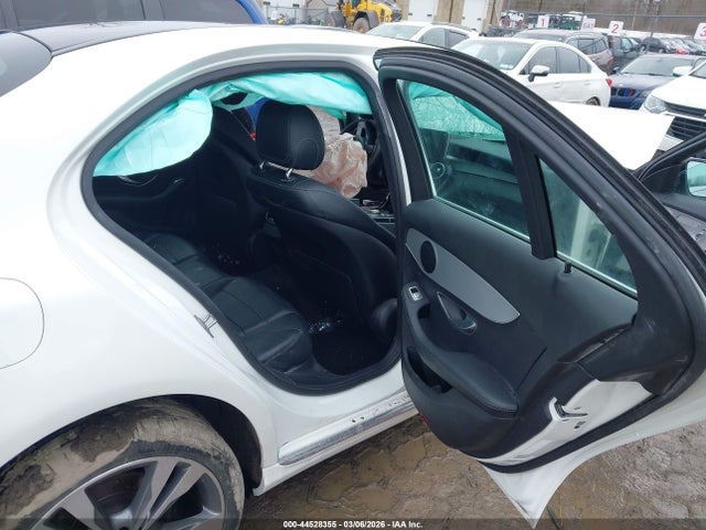 44528355 :رقم المزاد ، 55SWF4JB1JU234861 vin ، 2018 Mercedes-benz C 300 مزاد بيع