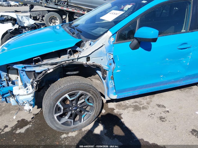 Subaru Crosstrek 2.0i Premium 2016 JF2GPABC0G8215687 Image 19