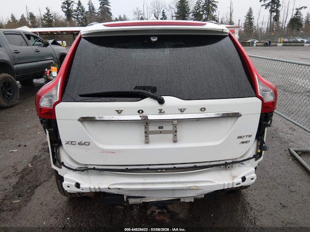 Volvo Xc60 T6 Platinum 2016 YV4902RM6G2813654 Image 16