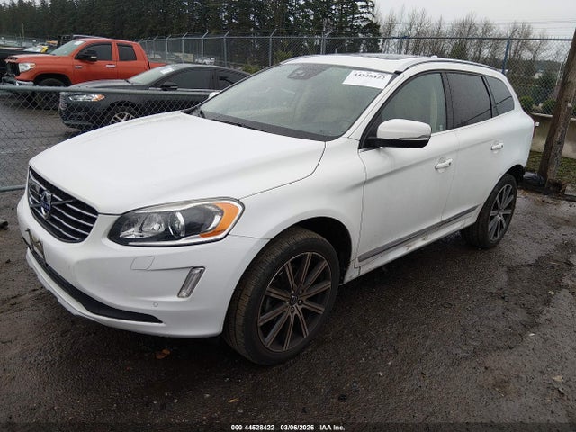 Volvo Xc60 T6 Platinum 2016 YV4902RM6G2813654 Image 2