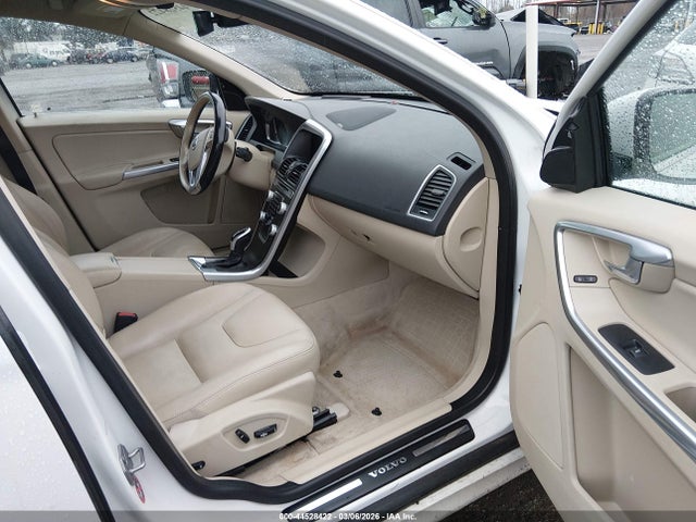 Volvo Xc60 T6 Platinum 2016 YV4902RM6G2813654 Image 5