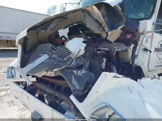 44528445 :رقم المزاد ، 3BKMHD7X6WF782163 vin ، 1998 Kenworth Construction T300 مزاد بيع