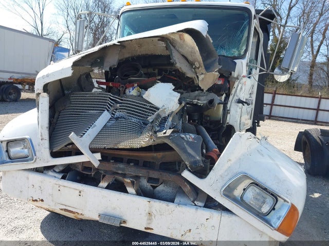 44528445 :رقم المزاد ، 3BKMHD7X6WF782163 vin ، 1998 Kenworth Construction T300 مزاد بيع