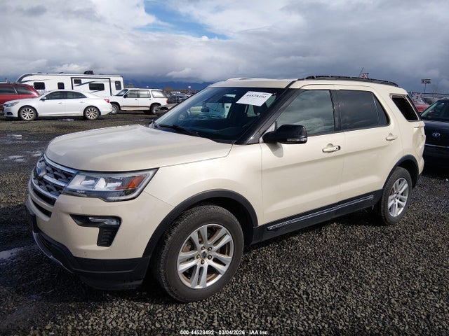 Ford EXPLORER XLT 2018 1FM5K8D88JGA60532 Image 2