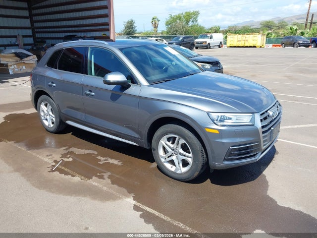 44528509 :رقم المزاد ، WA1ANAFY0J2077816 vin ، 2018 Audi Q5 2.0t Premium/2.0t Tech Premium مزاد بيع