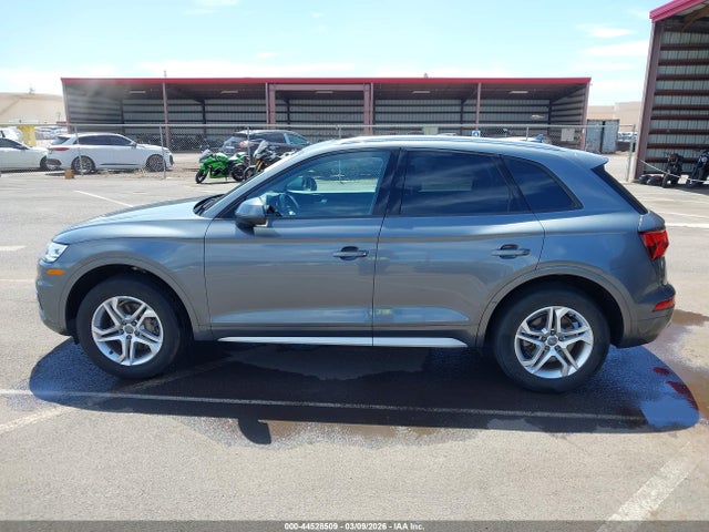 44528509 :رقم المزاد ، WA1ANAFY0J2077816 vin ، 2018 Audi Q5 2.0t Premium/2.0t Tech Premium مزاد بيع