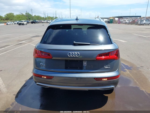 44528509 :رقم المزاد ، WA1ANAFY0J2077816 vin ، 2018 Audi Q5 2.0t Premium/2.0t Tech Premium مزاد بيع