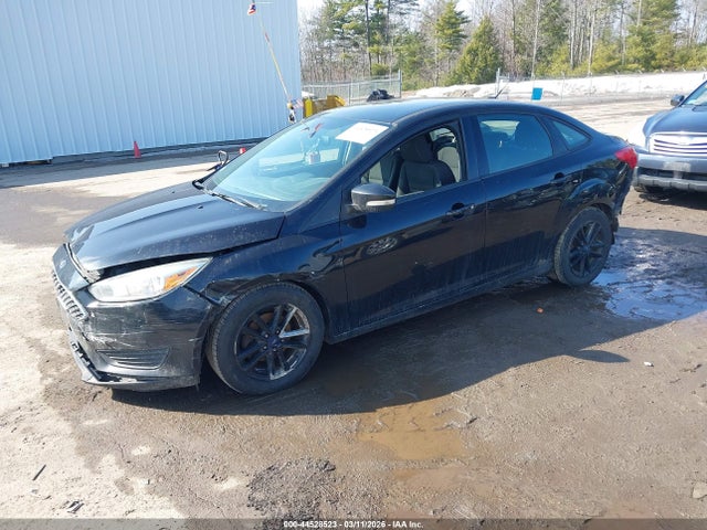 Ford FOCUS SE 2016 1FADP3F26GL285695 Image 2