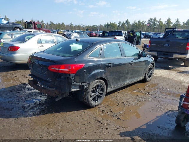 Ford FOCUS SE 2016 1FADP3F26GL285695 Image 4