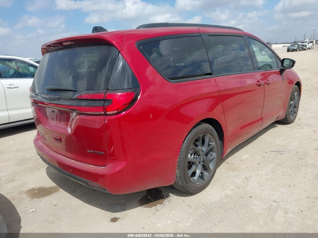 Chrysler Pacifica Limited 2025 2C4RC1GG7SR516419 Image 4