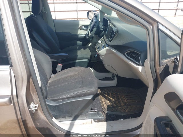 Продаж на аукціоні авто 2017 Chrysler Pacifica Touring, vin: 2C4RC1DG4HR835581, номер лоту: 44528545