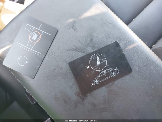 2018 TESLA MODEL 3 5YJ3E1EA9JF033183 Photo 10