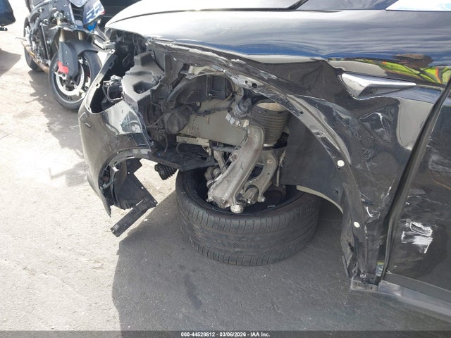2018 Tesla Model X 100d/75d/p100d მანქანა იყიდება აუქციონზე, vin: 5YJXCAE24JF126967, აუქციონის ნომერი: 44528612