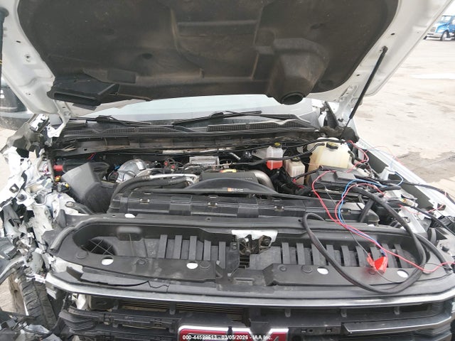 44528613 :رقم المزاد ، 1GT49VEYXNF210564 vin ، 2022 Gmc Sierra 3500hd 4wd  Standard Bed At4 مزاد بيع
