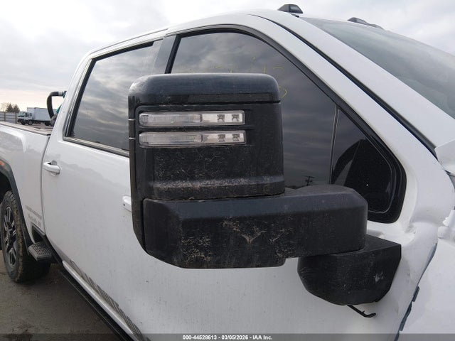 44528613 :رقم المزاد ، 1GT49VEYXNF210564 vin ، 2022 Gmc Sierra 3500hd 4wd  Standard Bed At4 مزاد بيع