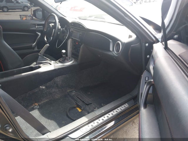 2013 SCION FR-S JF1ZNAA12D2731941 Photo 4