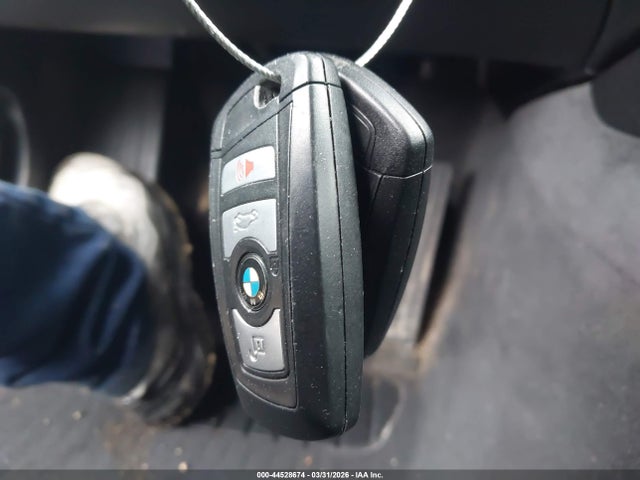 2016 Bmw 535i Xdrive მანქანა იყიდება აუქციონზე, vin: WBA5B3C58GG254966, აუქციონის ნომერი: 44528674