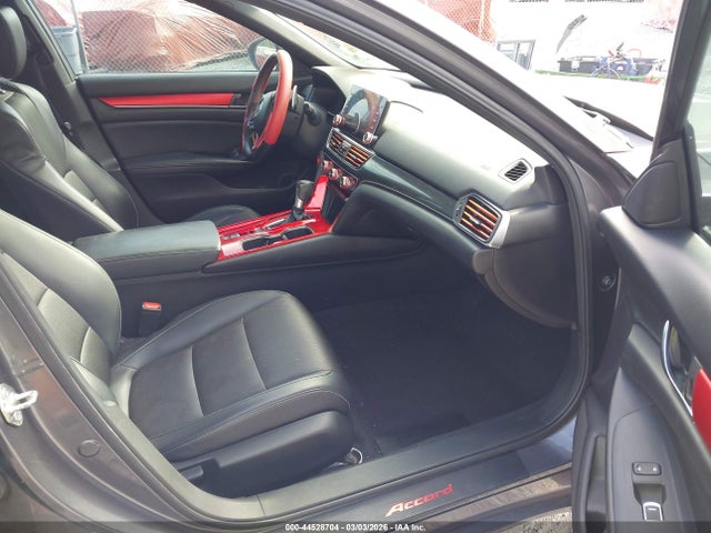 1HGCV1F39JA151762 Honda Accord Sport