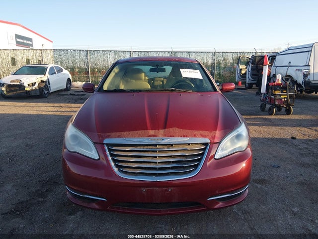 44528708 :رقم المزاد ، 1C3CCBBB0EN144659 vin ، 2014 Chrysler 200 Touring مزاد بيع