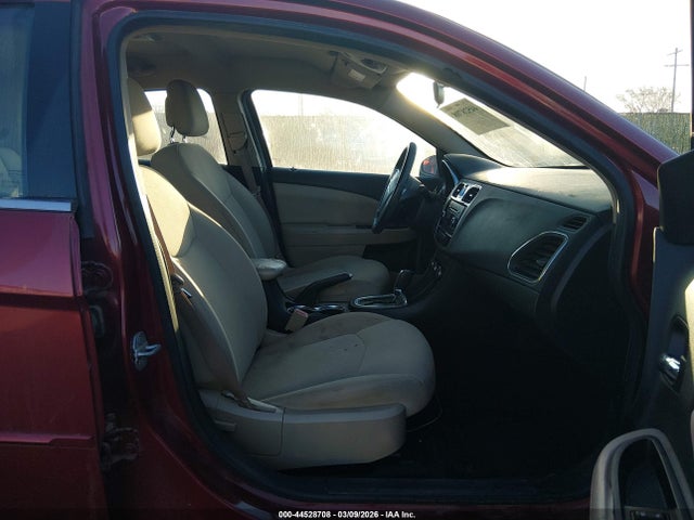 44528708 :رقم المزاد ، 1C3CCBBB0EN144659 vin ، 2014 Chrysler 200 Touring مزاد بيع