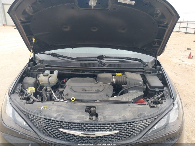 2024 CHRYSLER VOYAGER 2C4RC1CG1RR167872 Photo 9