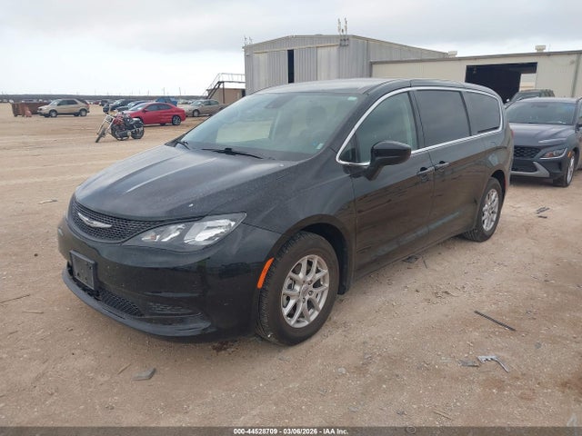 2024 CHRYSLER VOYAGER 2C4RC1CG1RR167872 Photo 1