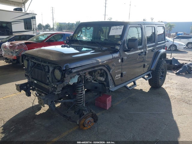 1C4HJXEN3KW514874 Jeep Wrangler Unlimited Sahara 4x4