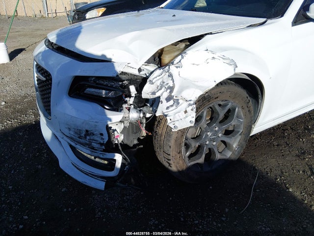 44528755 :رقم المزاد ، 2C3CCAGG0KH591107 vin ، 2019 Chrysler 300 300s Awd مزاد بيع