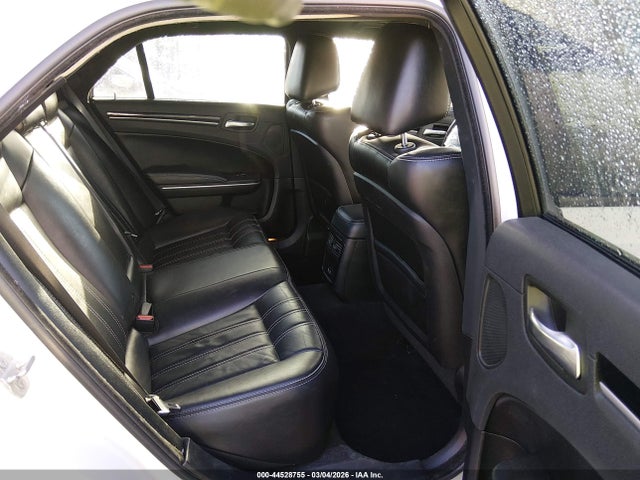 44528755 :رقم المزاد ، 2C3CCAGG0KH591107 vin ، 2019 Chrysler 300 300s Awd مزاد بيع