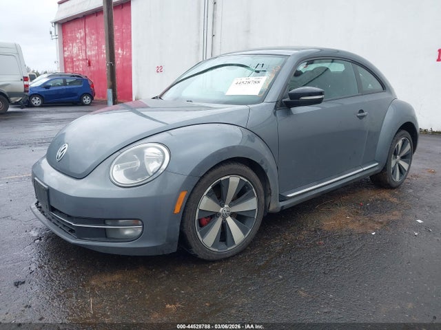2013 Volkswagen Beetle 2.0t Turbo მანქანა იყიდება აუქციონზე, vin: 3VWV67AT1DM660053, აუქციონის ნომერი: 44528788