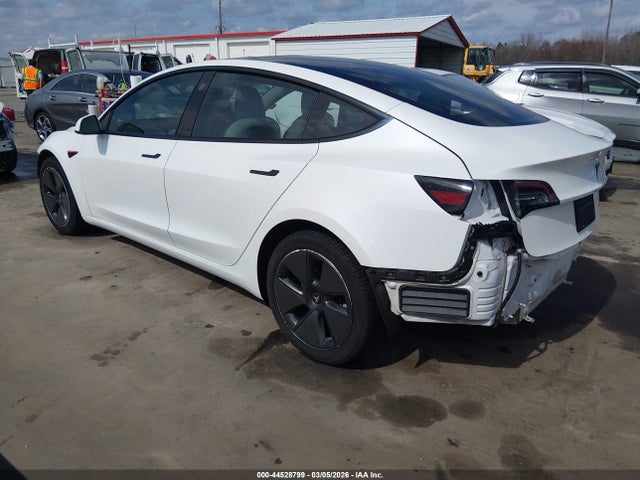 2021 TESLA MODEL 3 5YJ3E1EB3MF936992 Photo 2