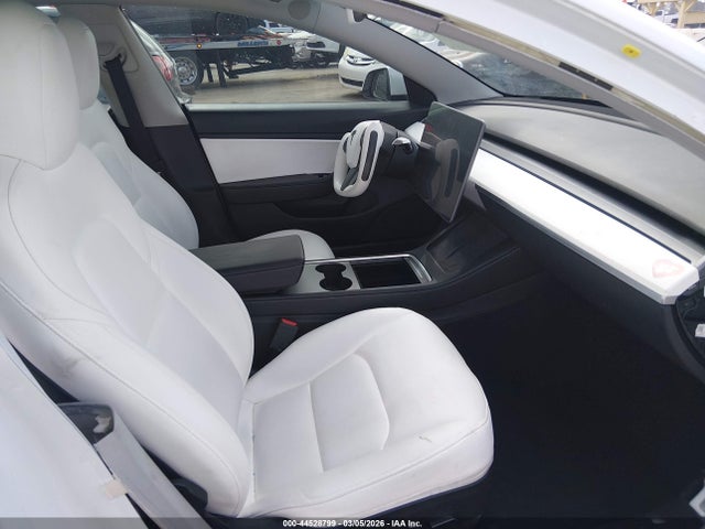 2021 TESLA MODEL 3 5YJ3E1EB3MF936992 Photo 4