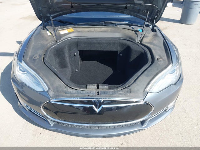 Aukcja sprzedaży 2013 Tesla Model S, vin: 5YJSA1CG0DFP27490, numer aukcji: 44528823