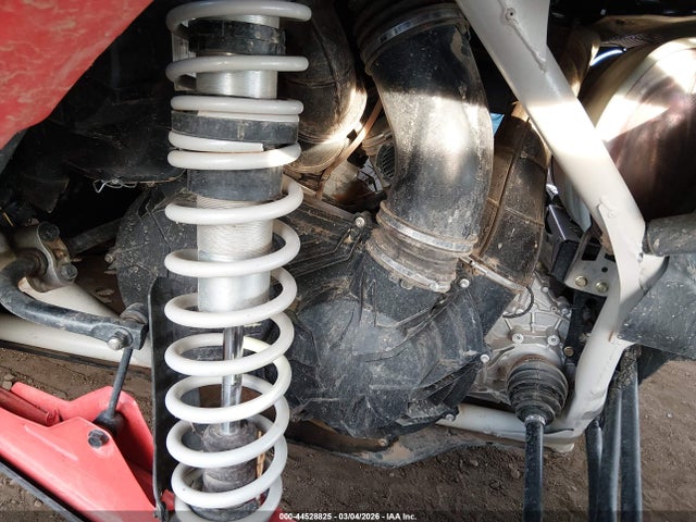 2022 CAN-AM MAVERICK X3 3JBVVAV49NE001724 Photo 8